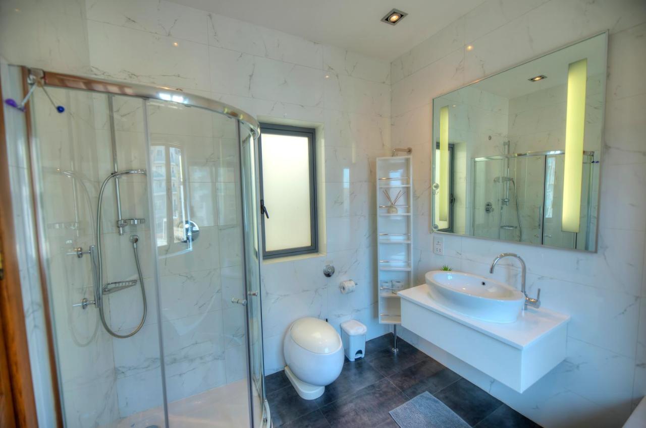 Spacious 3Bedrooms With Spectacular Views Goslm-6 Sliema Zewnętrze zdjęcie